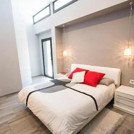 Villa Catalunya Casas Modern Marvel,15 Min To Costa Brava Beaches!
