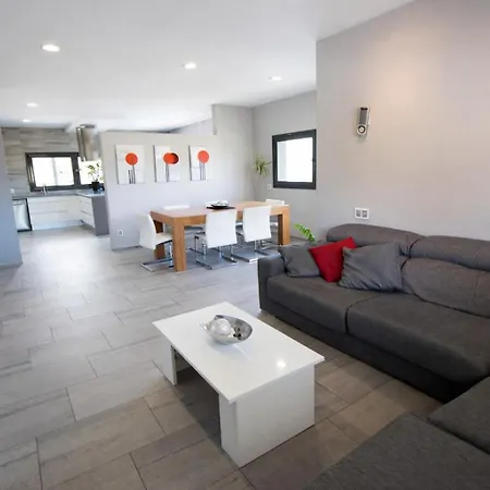 Catalunya Casas Modern Marvel,15 Min To Costa Brava Beaches!